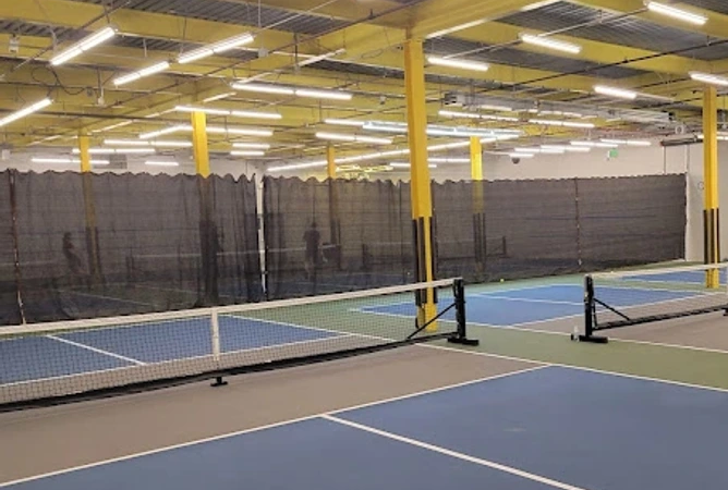 Pickleball Barrier Divider Containment Netting 12X300